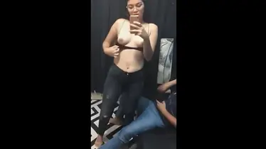 Gadis Cantik ML Ganas Dan Basah Total Suaranya Terdengar Sampai