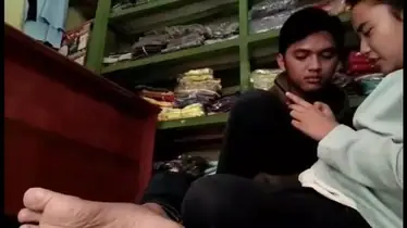 Jaga Toko Malah Kepergok Ngewe Liar